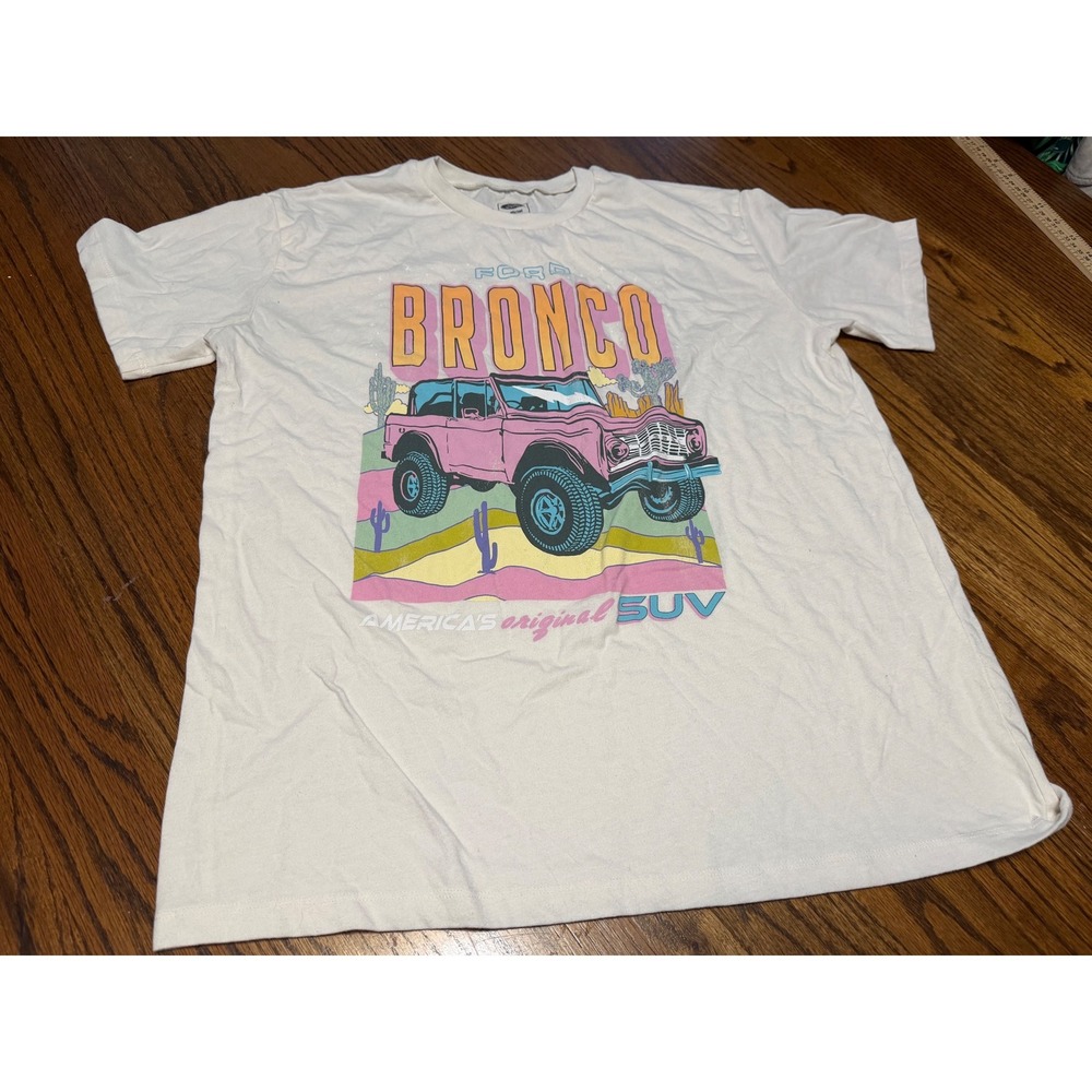 Ford Bronco Graphic T-Shirt Mens XL Cream Pink Retro Desert SUV Official License